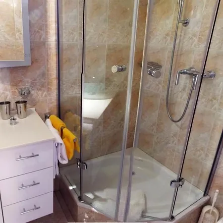 Dominic B By Interhome Apartman Saas Fee